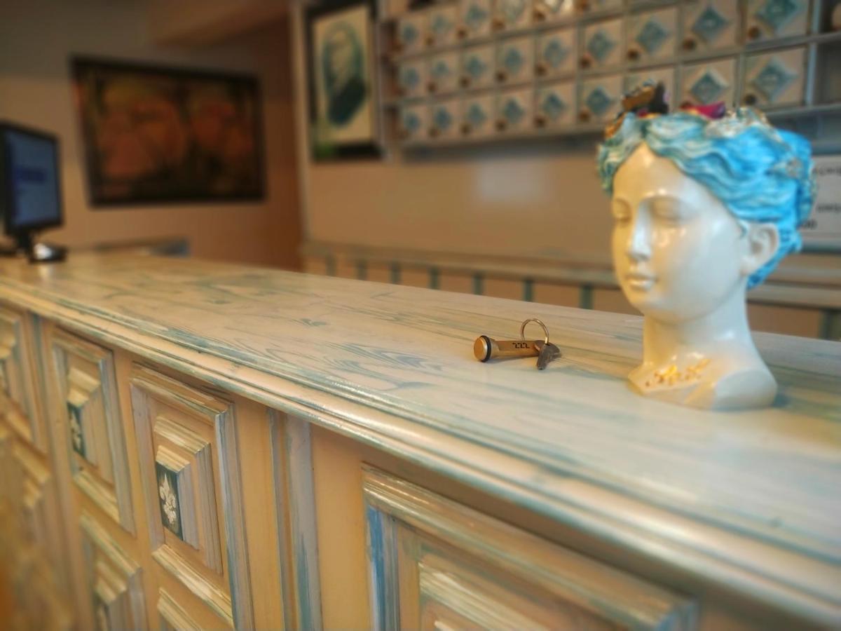 Yalcin Hotel